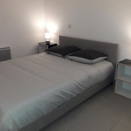 Bel Appartement En Residence Avec Parking Prive Arvert Kültér fotó