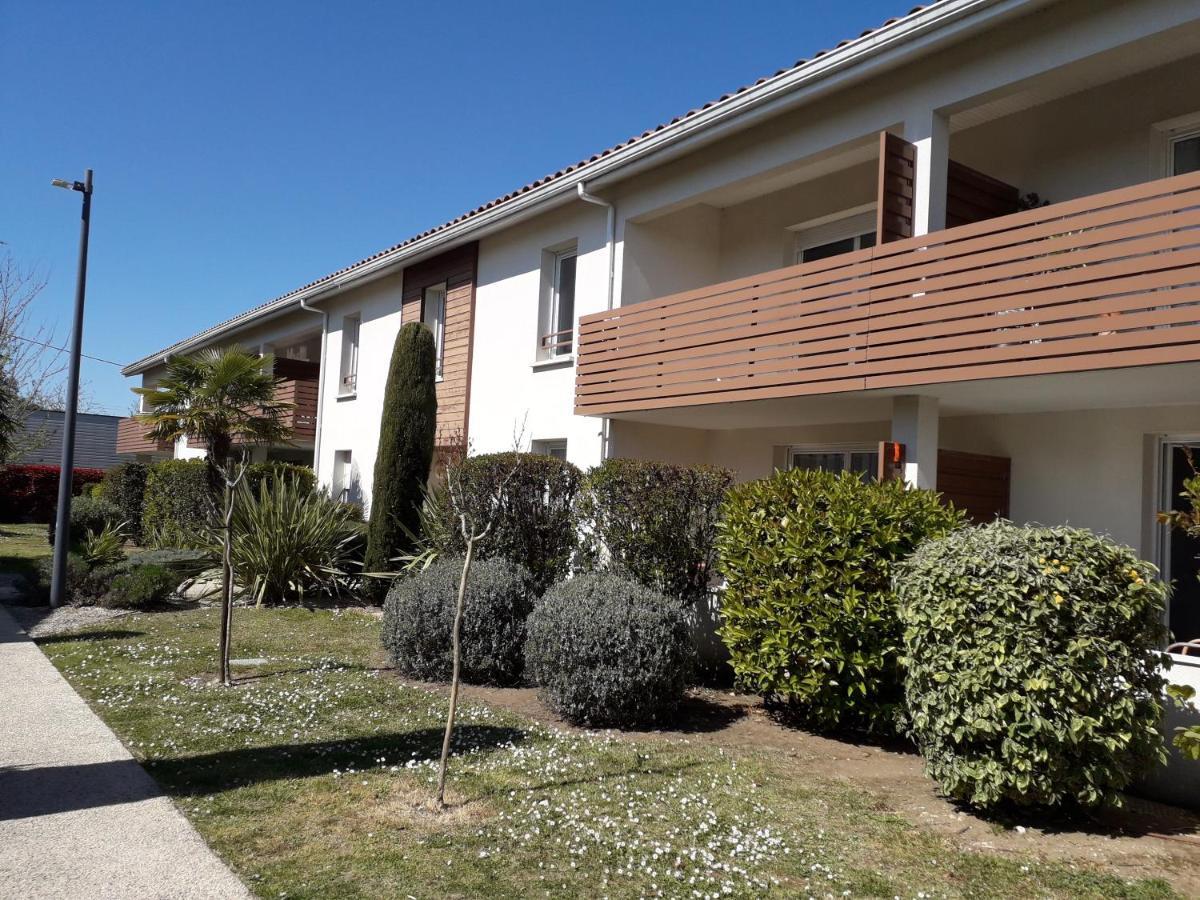 Bel Appartement En Residence Avec Parking Prive Arvert Kültér fotó