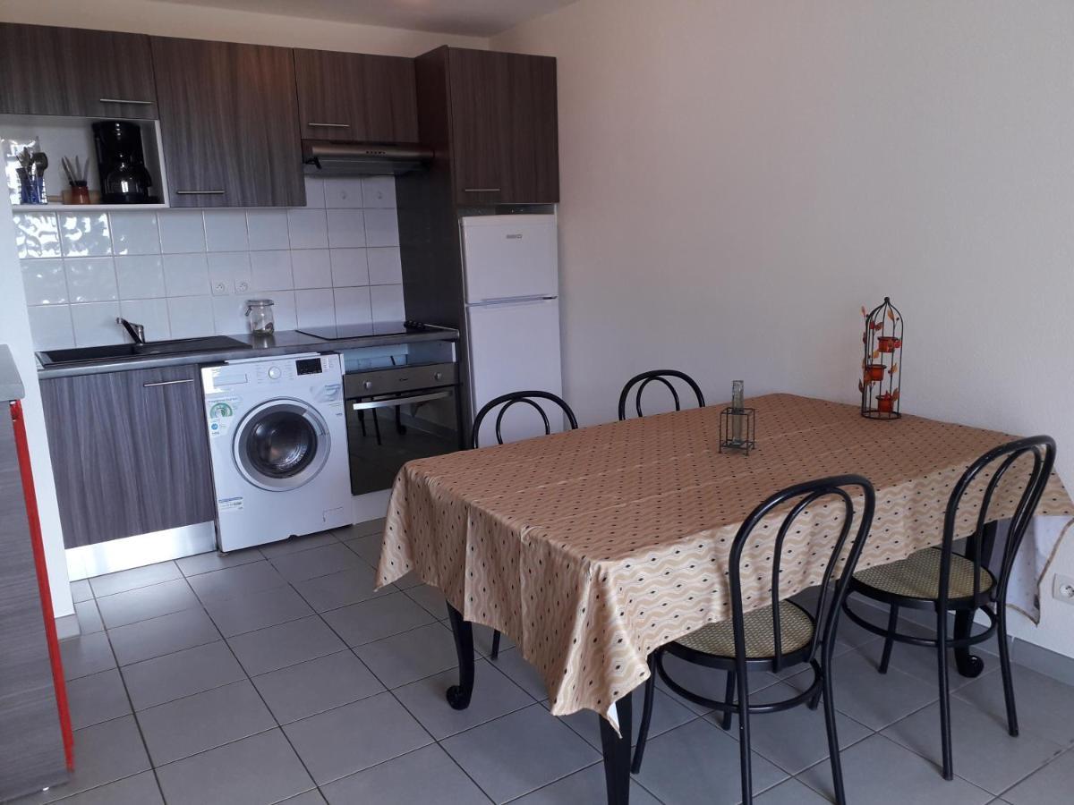 Bel Appartement En Residence Avec Parking Prive Arvert Kültér fotó