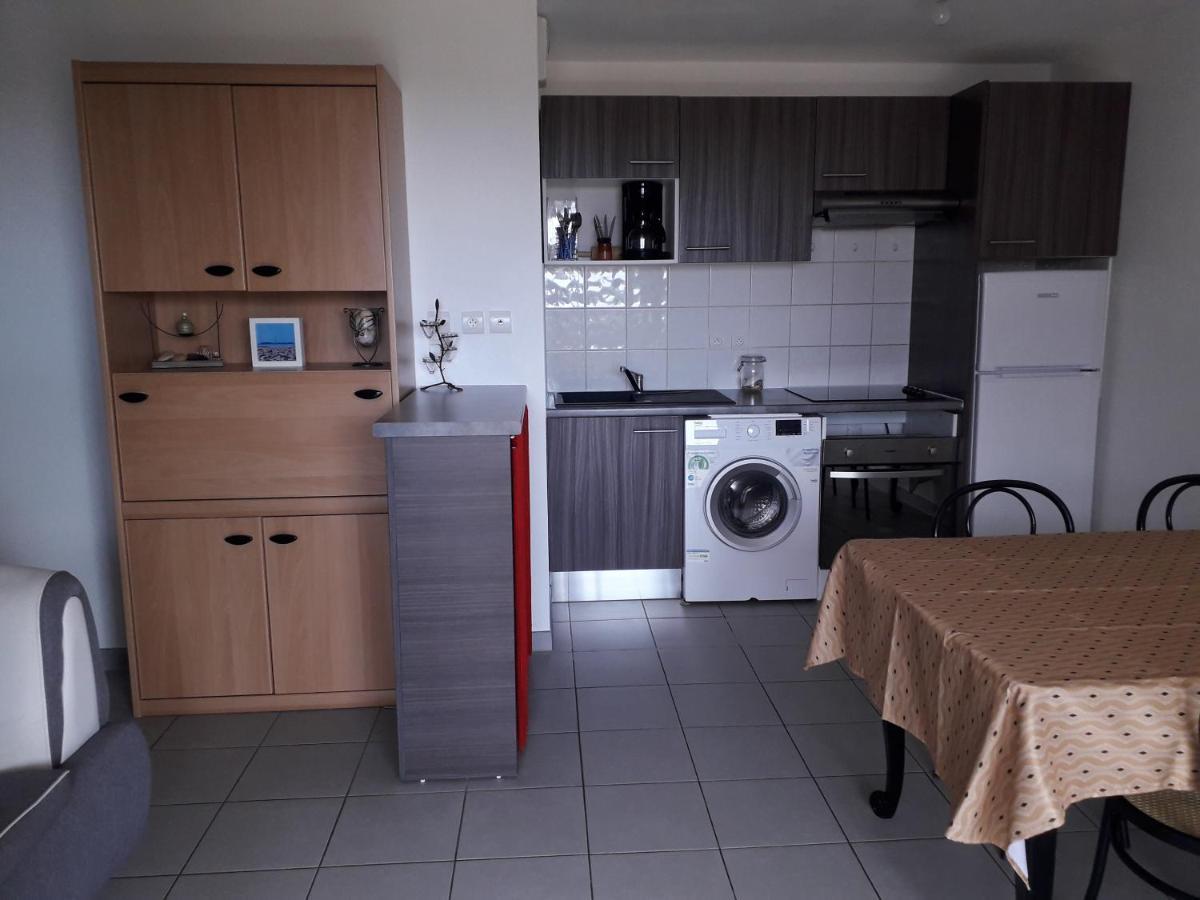 Bel Appartement En Residence Avec Parking Prive Arvert Kültér fotó