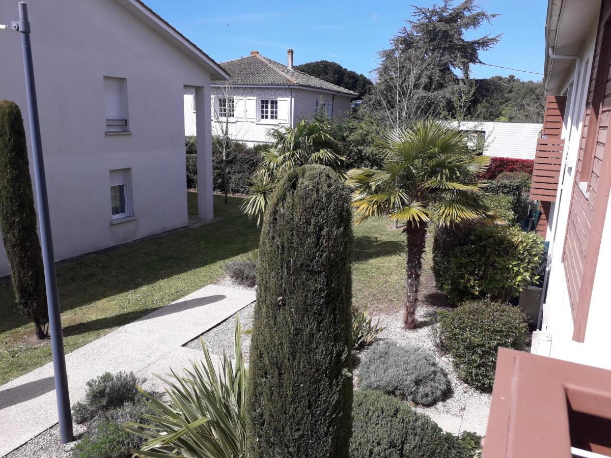 Bel Appartement En Residence Avec Parking Prive Arvert Kültér fotó